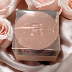 Revolution Metallic Pink Makeup Setting Powder